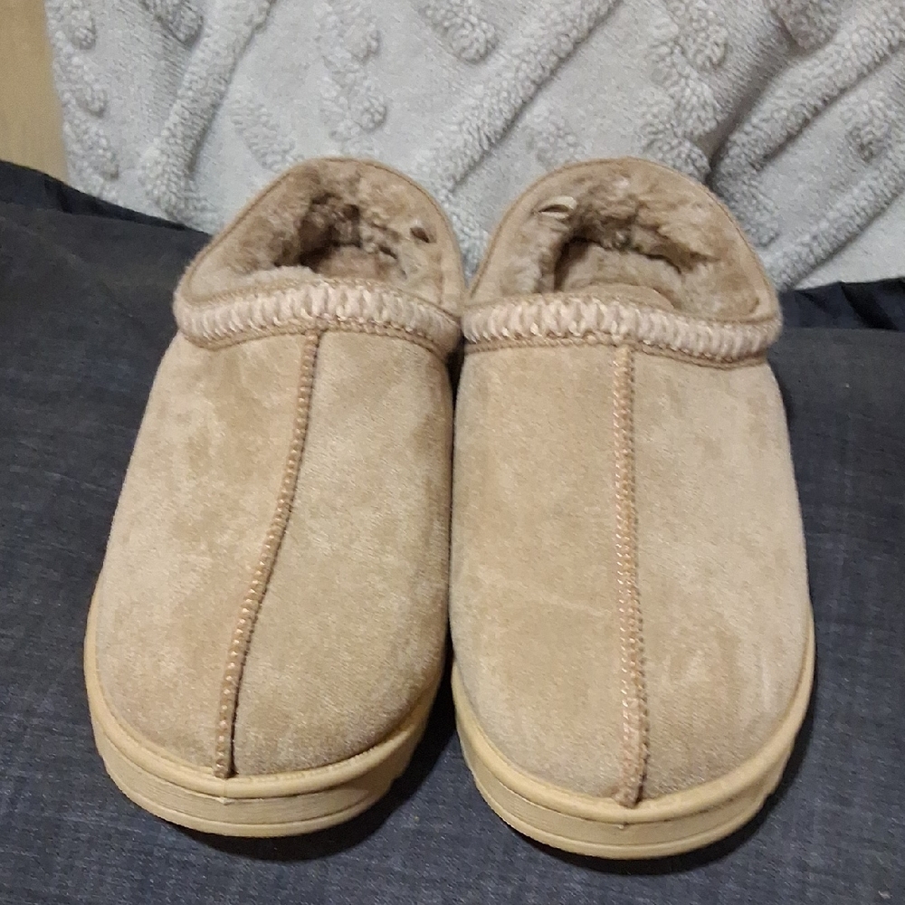 Womans Tan Suede Slip-On Warm-Lined Loafers
